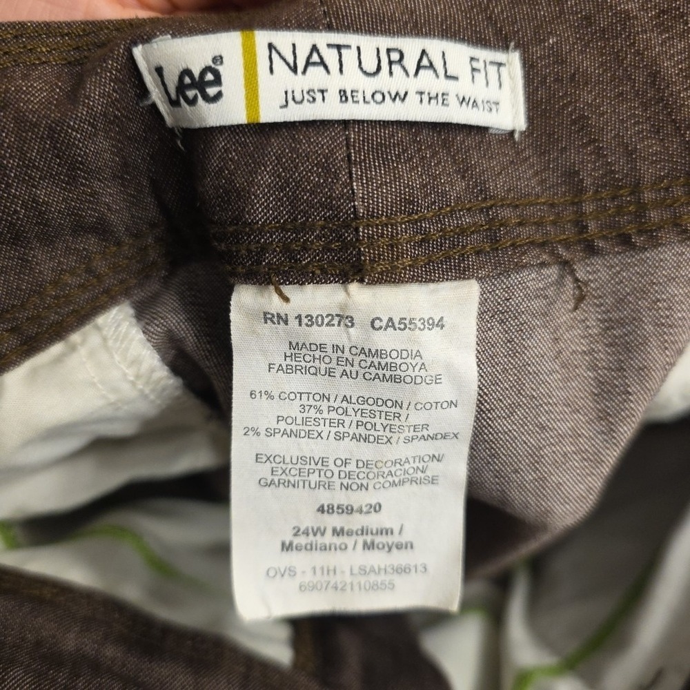Lee Natural Fit Just Below The Waist Brown Womens 24 Dress Pants - Picture 5 of 5